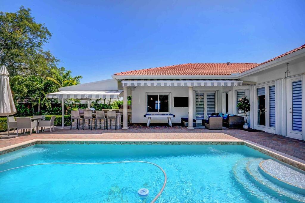 Beautiful house + heated pool/17 guest,básquetball Cutler Bay Exterior foto
